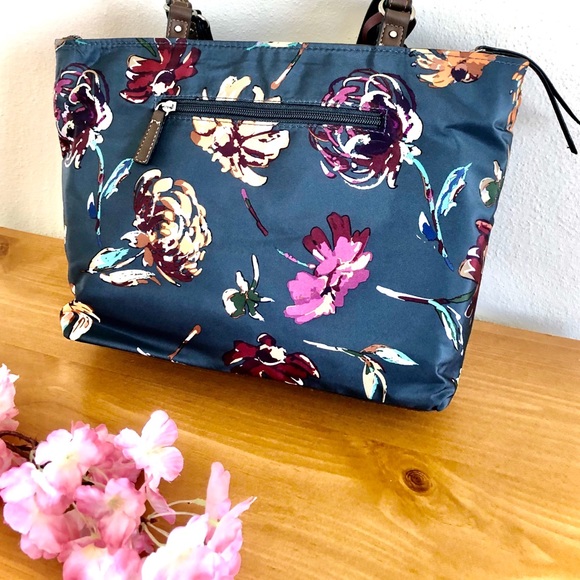 NWT - ROSETTI FLOWERS HANDBAG - Picture 3 of 8